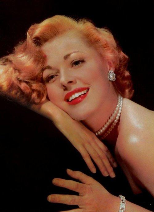 好莱坞30年代女明星图片