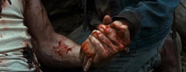 狼叔死的时候,laura喊了一句daddy,是全剧也是唯一泪点了,父亲对女儿