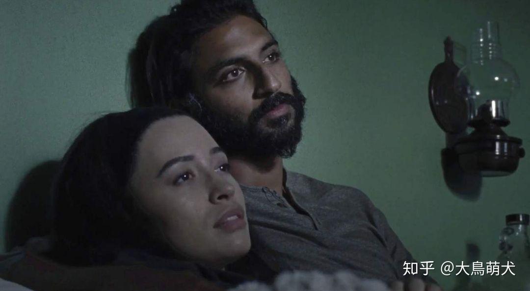 行尸走肉无意间发现婴儿克家长