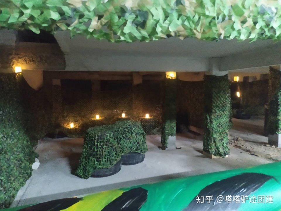 场地介绍:室内室外作战场地,仓库,洞库,巷战模拟战场,防晒防雨又通风