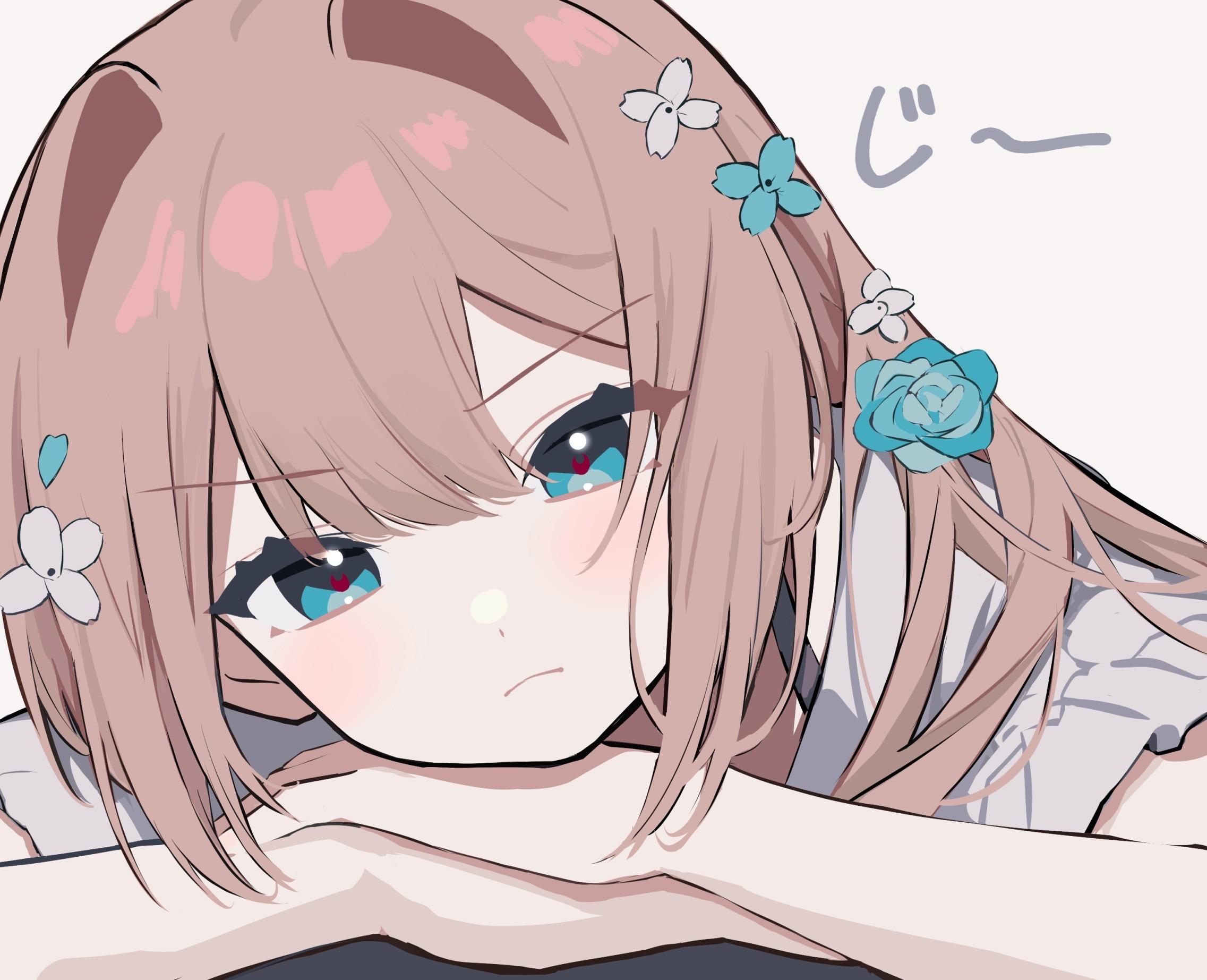 粉毛蓝眼睛蓝蝴蝶结的动漫女生叫什么