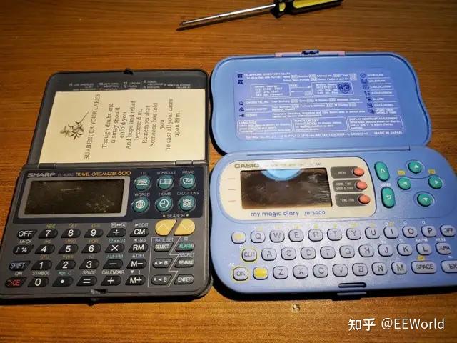 拆4个计算器记事本,揭秘90年代晶圆直焊PCB的硬核工艺
