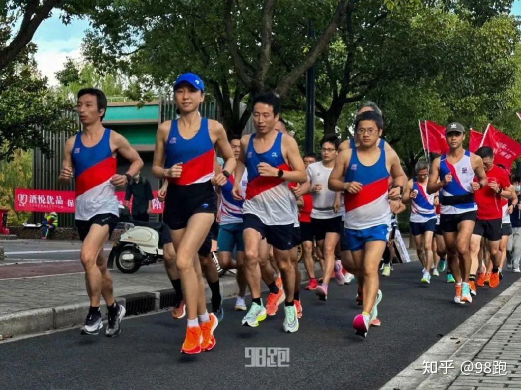 从训练到比赛全程记录的真实瞬间