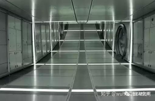 许多的布景能够通过上图中显示的圆形舱门进行连接.