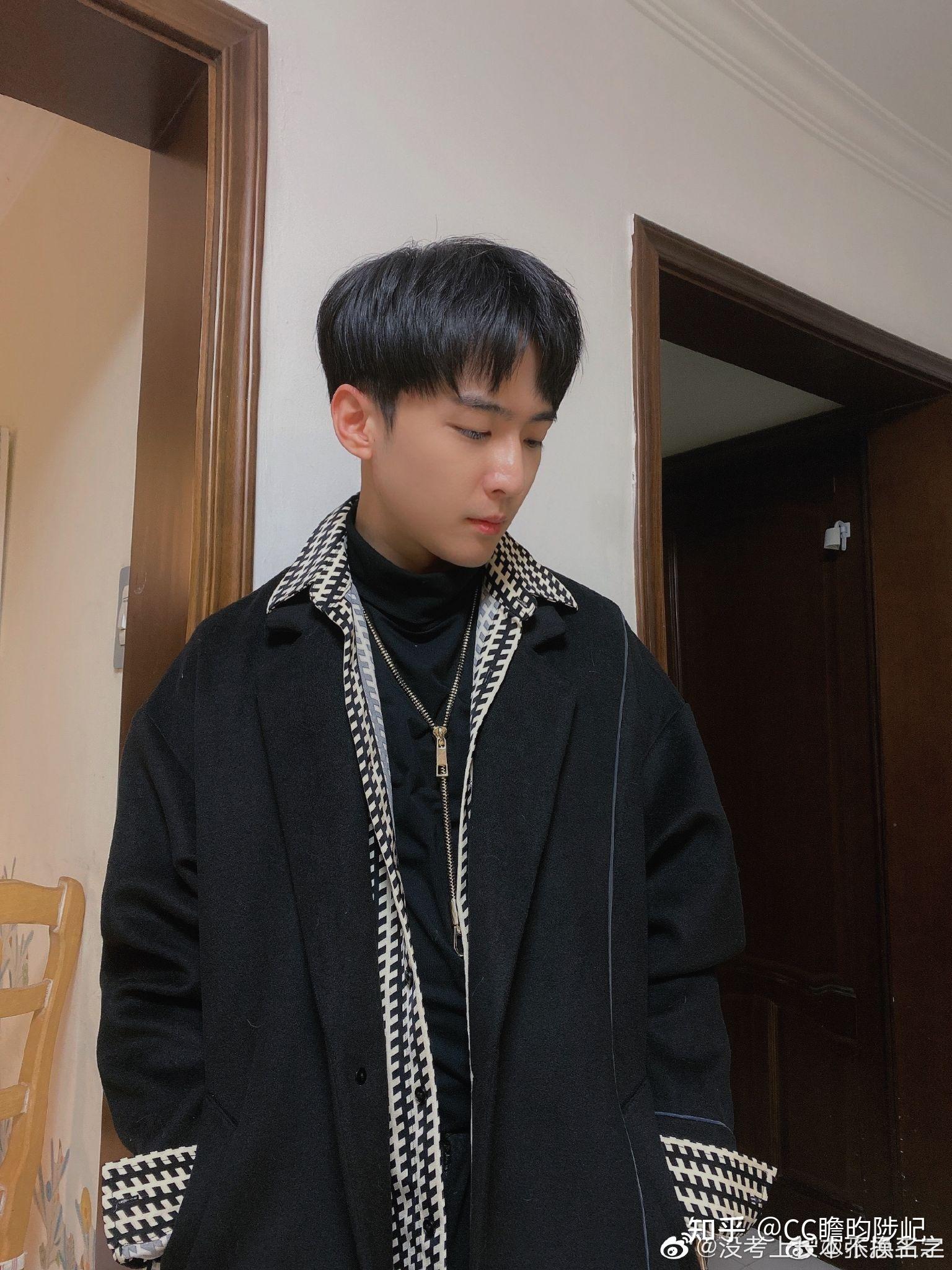 国内有哪些声音很苏的配音男演员