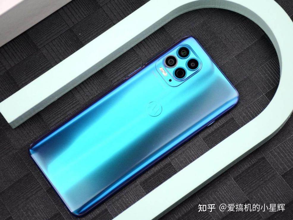 如果你追求熱度的話,估計你會選購紅米note 10 pro,真我q3 pro,榮耀