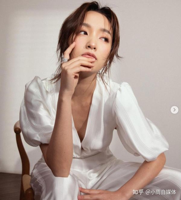 23岁女神王净演高 中版林心如…一出场秒获好评 ! - 知乎