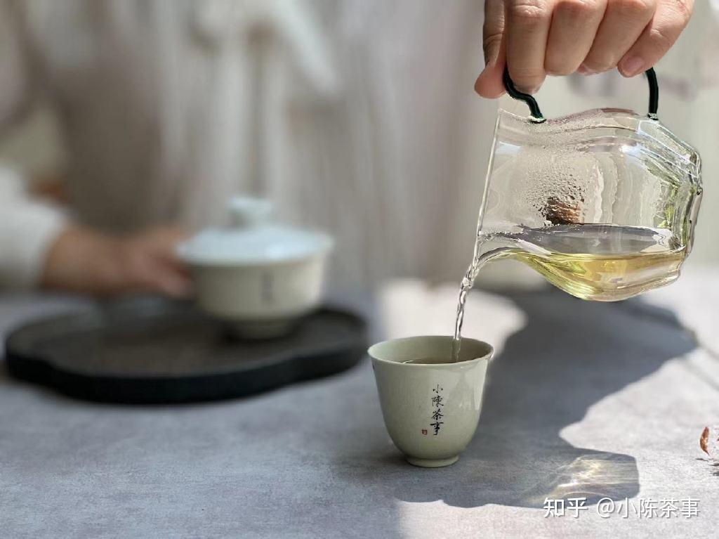 泡茶、倒茶、分茶、递茶、换茶，一次说清5个茶桌礼仪，很实用 - 知乎