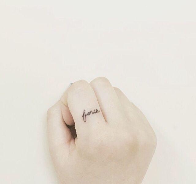 不是金手指也很牛掰手指文身图案整理