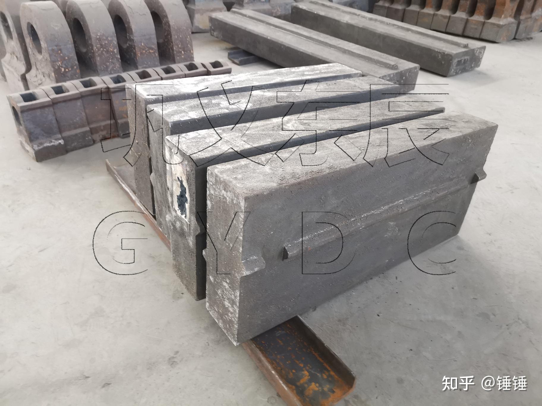 破石头的硬质合金锤头能打多少吨?打砂机的锤头哪里有卖?
