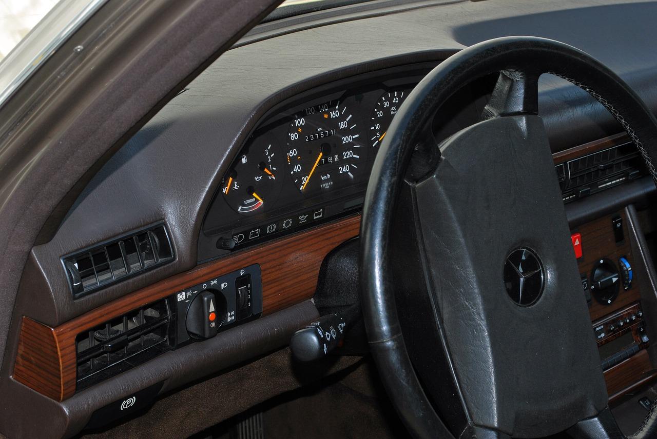 3. 雅迪板材质成本