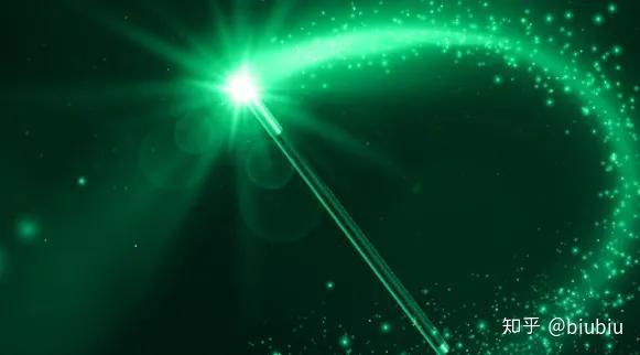 曼妙光影中,像魔法一样,揭开圣诞夜的神秘面纱,用移动光束,点亮黑暗的