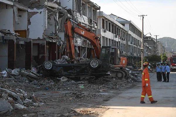 浙江溫嶺槽罐車爆炸——國務院安委會掛牌督辦