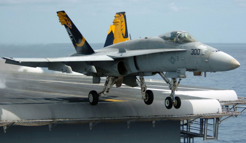 米格-29是俄罗斯自己开发的一种空中优势战斗机,其中米格-29k属于专用