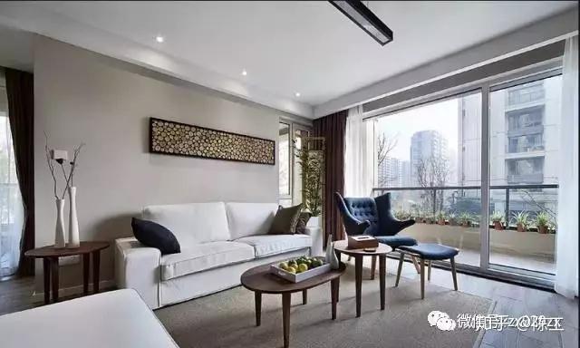 装饰画怎样在客厅里挂 v2-bfa7b3333576cf4a354075e3fae04987_r.jpg