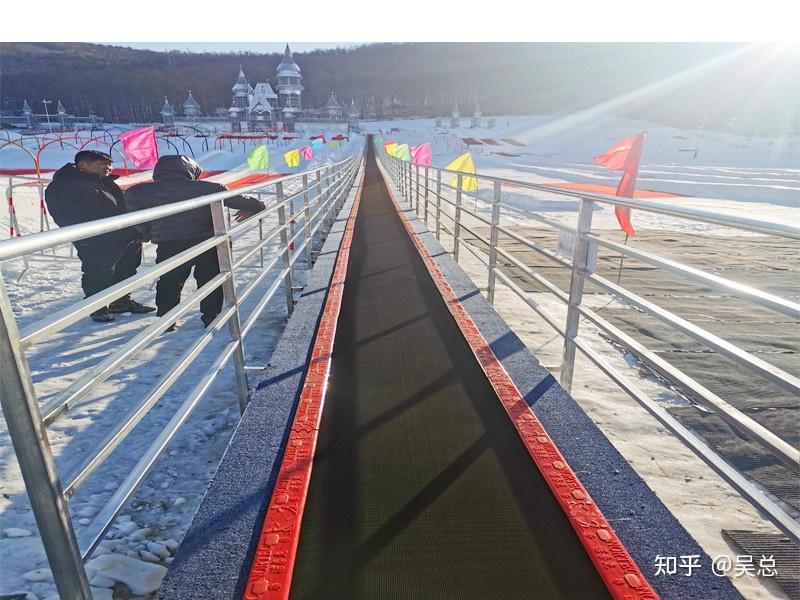 四季滑雪场魔毯输送带飞天景区魔毯游乐产品设施