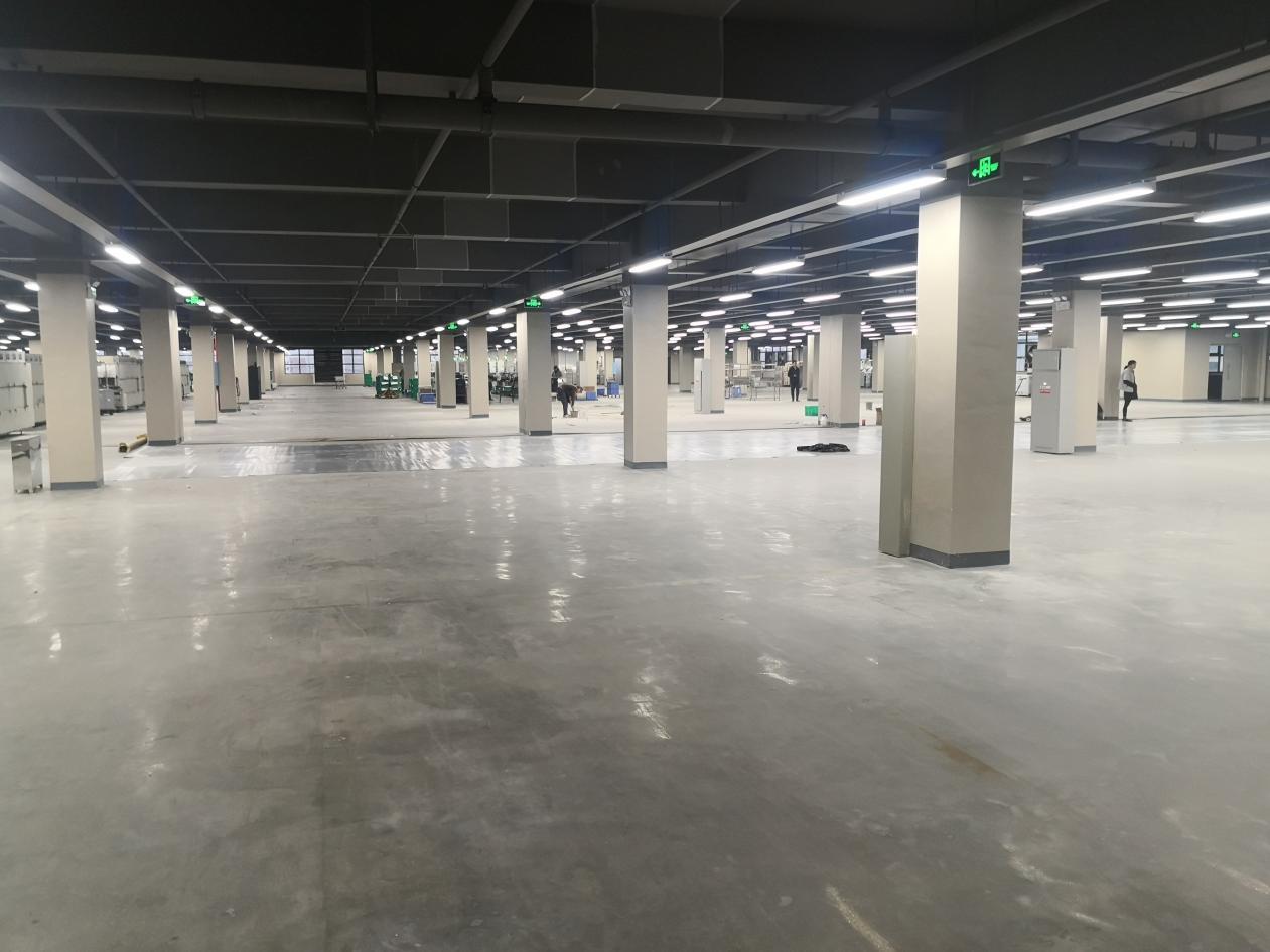 上市企业艾华集团生产车间铺装科洛弗高分子工业地板