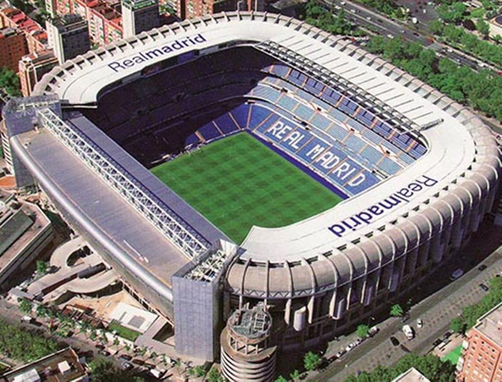 伯纳乌球场(estadio bernabéu)是西班牙足球俱乐部皇家马德里的主场