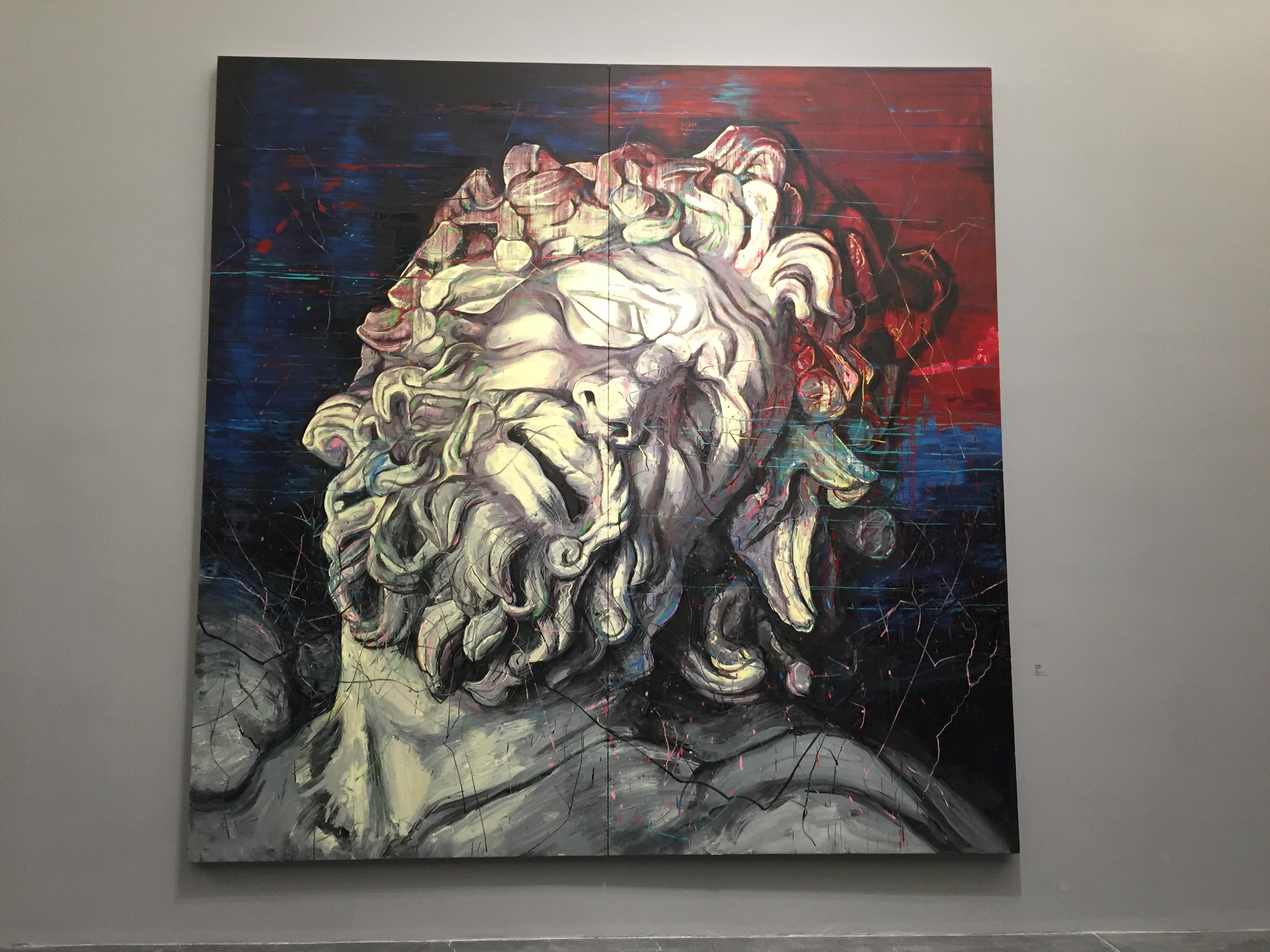 在「雕塑与静物」的类目中,曾梵志表现出极简而非纯粹的抽象风格.