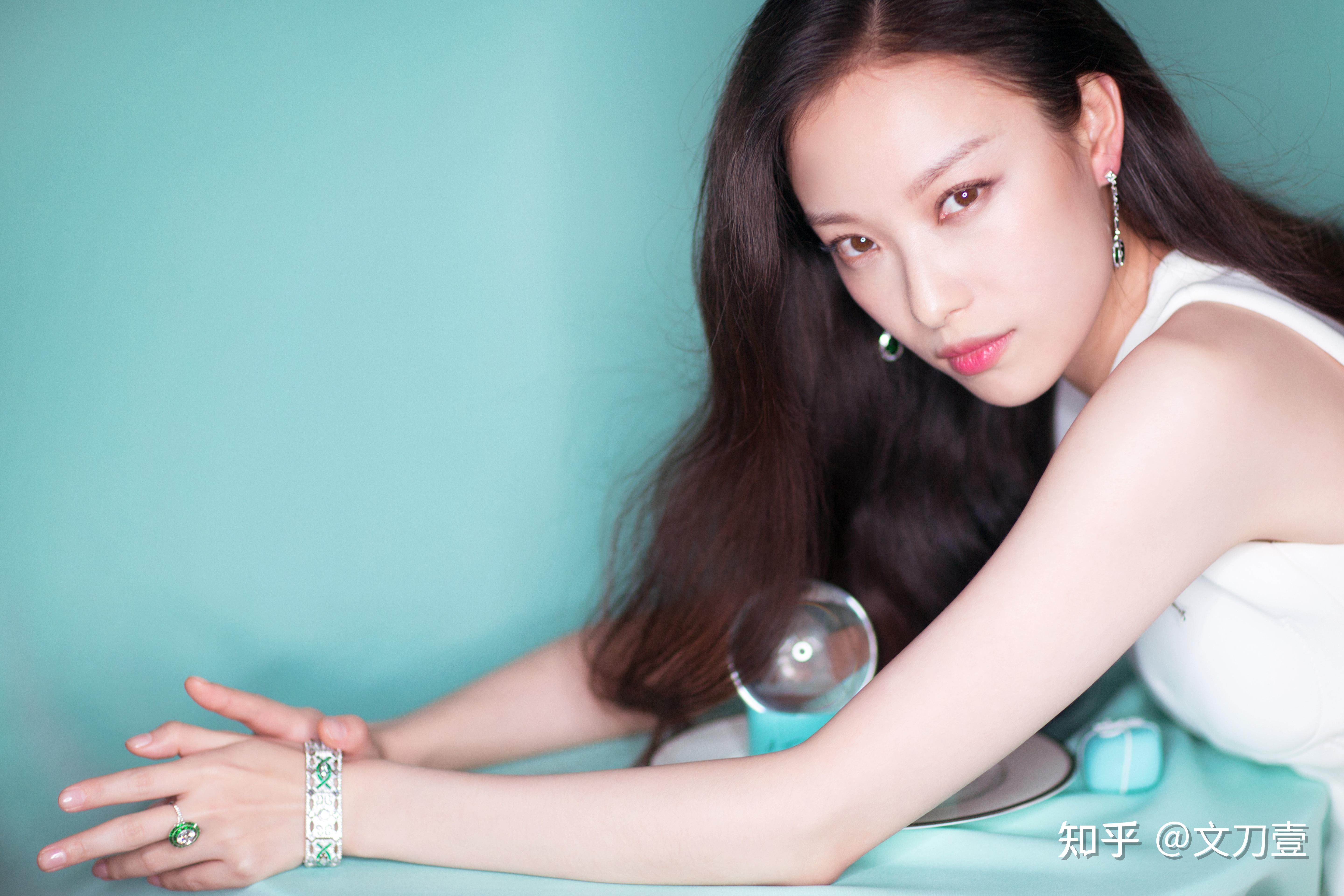 33岁的倪妮花10年自救已成功一半只因报恩张艺谋被连累