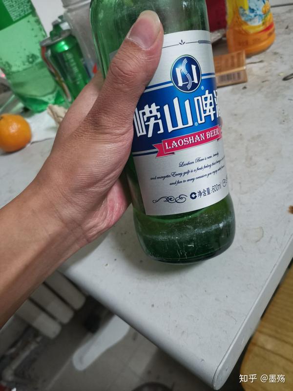 一个人买醉