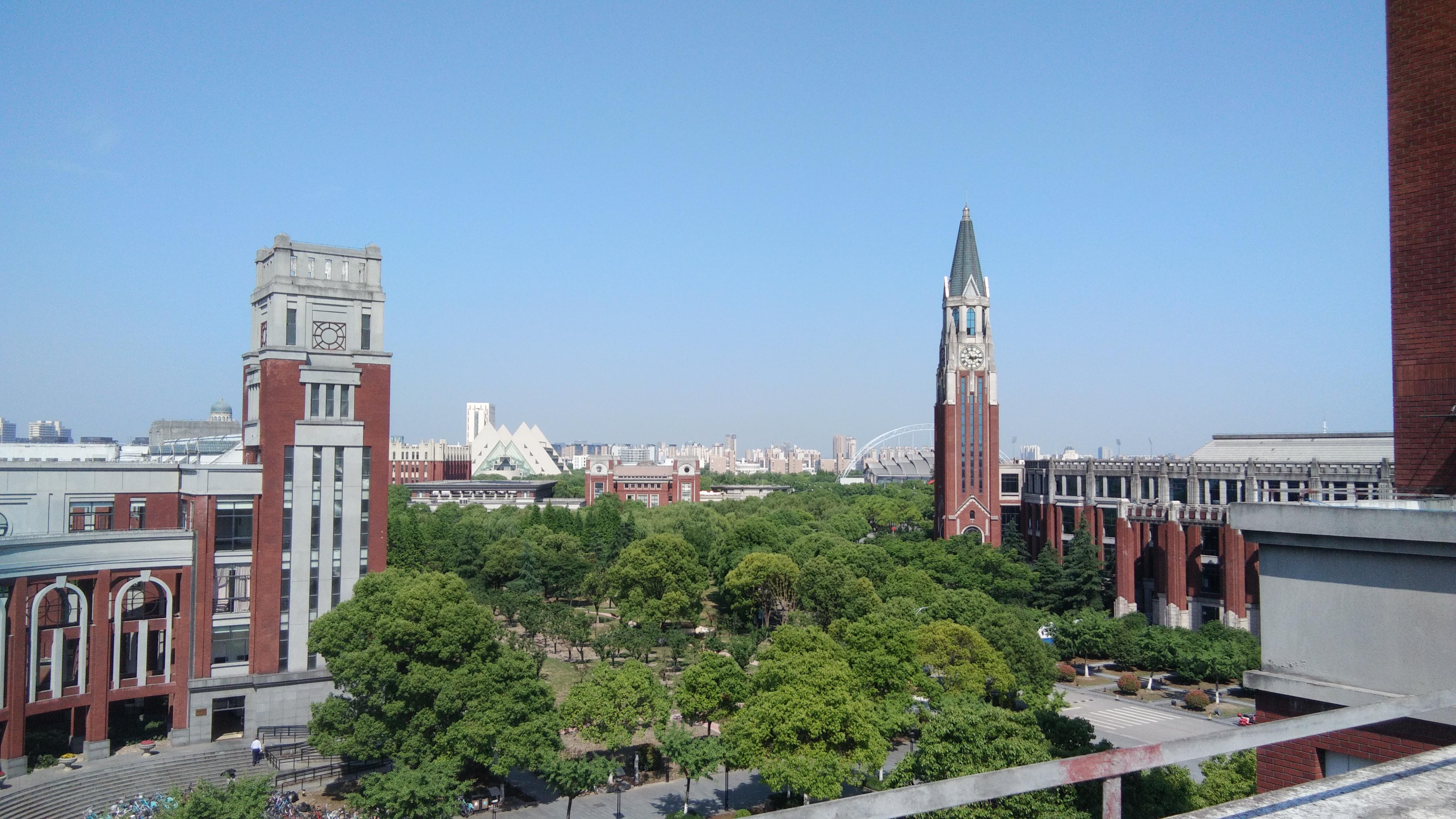 在华东政法大学有没有一个能哭的地方