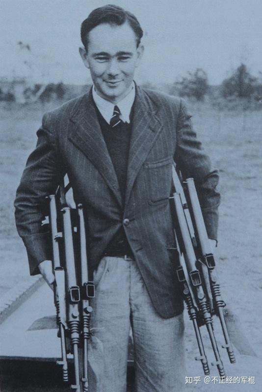 欧文冲锋枪:一个大男孩的发明,一个从麻袋里捡来的制式冲锋枪 