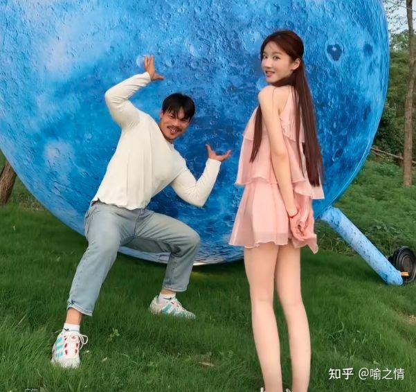 乔妹与嘴哥恋爱坐实,大杨哥回应,嘴哥依偎在乔妹肩膀甜蜜感人 - 知乎