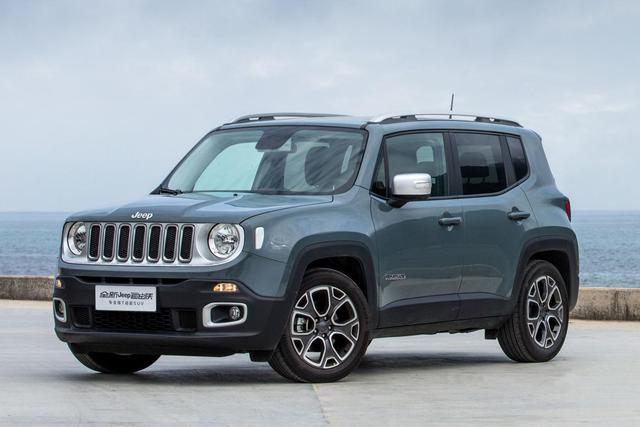 锦和汽车商业中心带你看8万多的超酷小型suvjeep自由侠