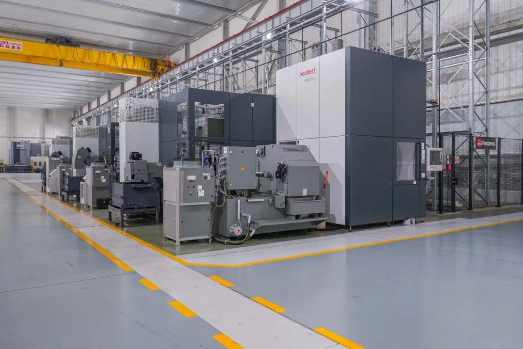 华辰轧辊磨床 - 知乎