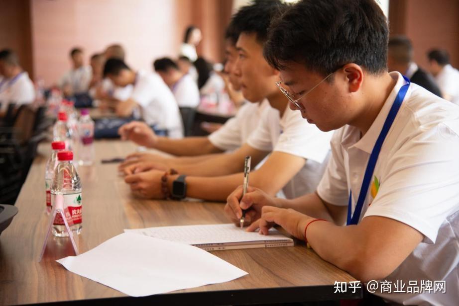 52名退役军人参加！贵州省2023年退役军人SYB创业培训班开班 - 知乎