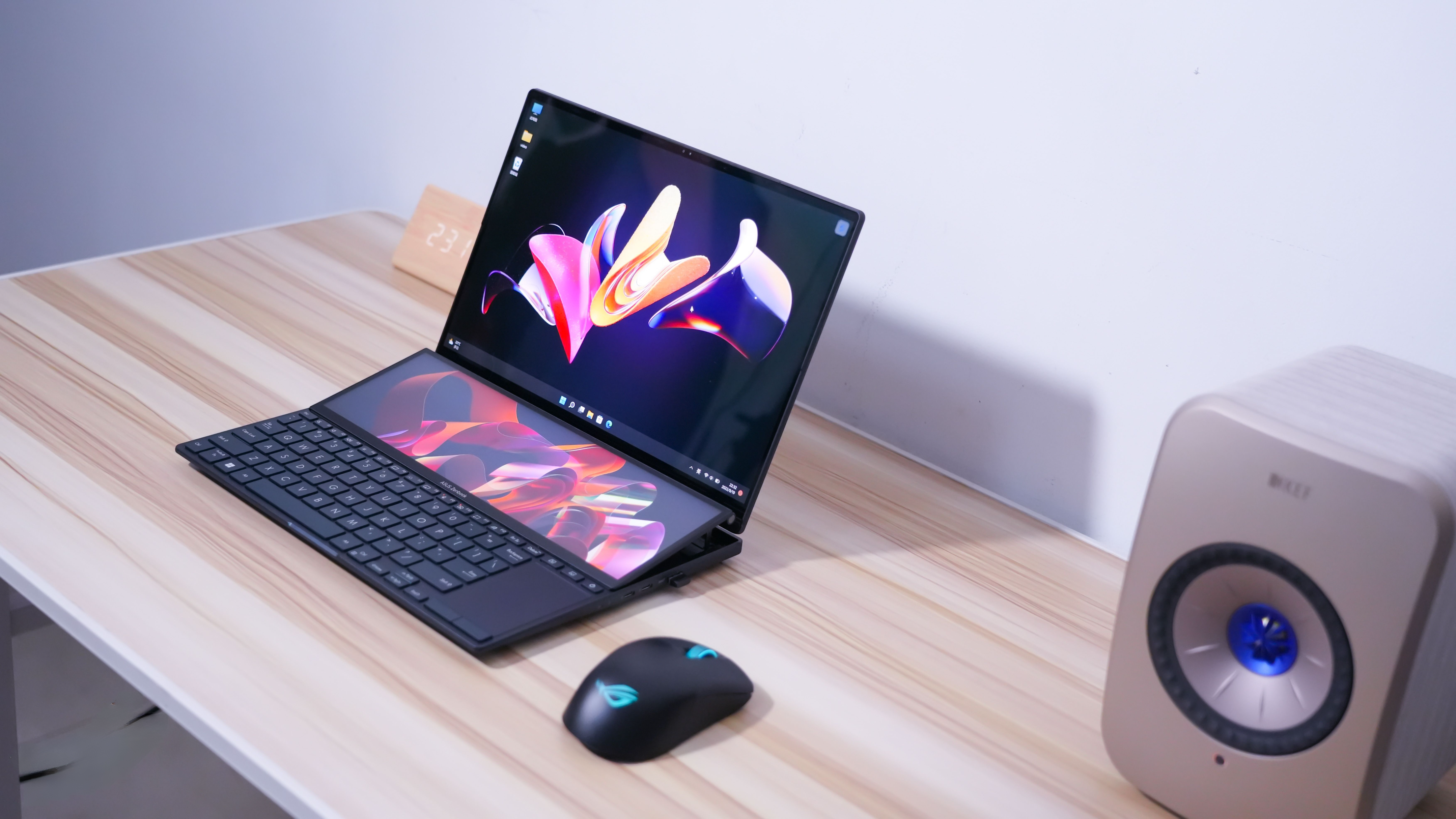 华硕灵耀x双屏pro2022上手体验