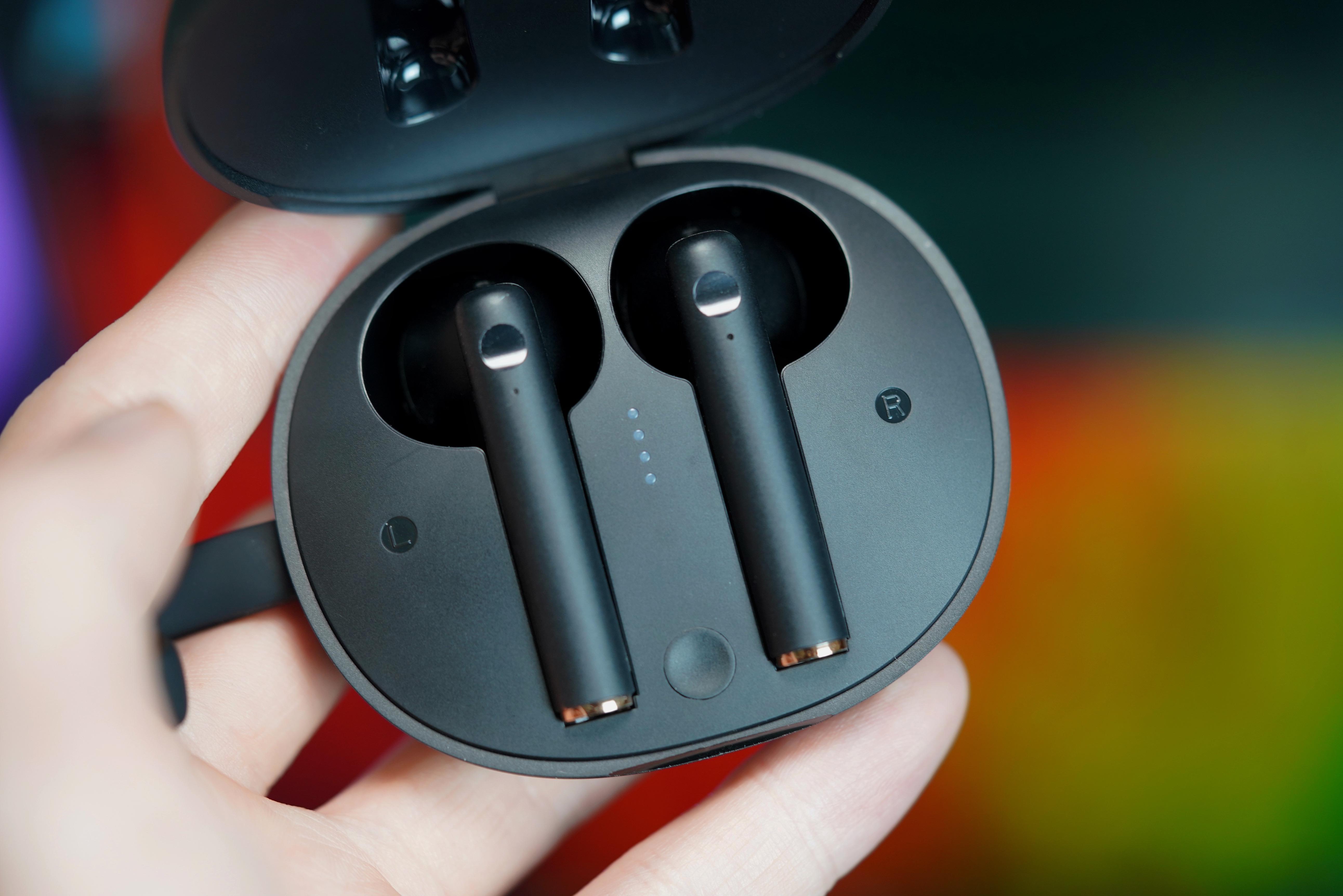 跨界新锐倍思w05真无线蓝牙耳机