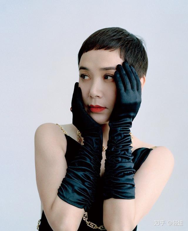 蒋雯丽 