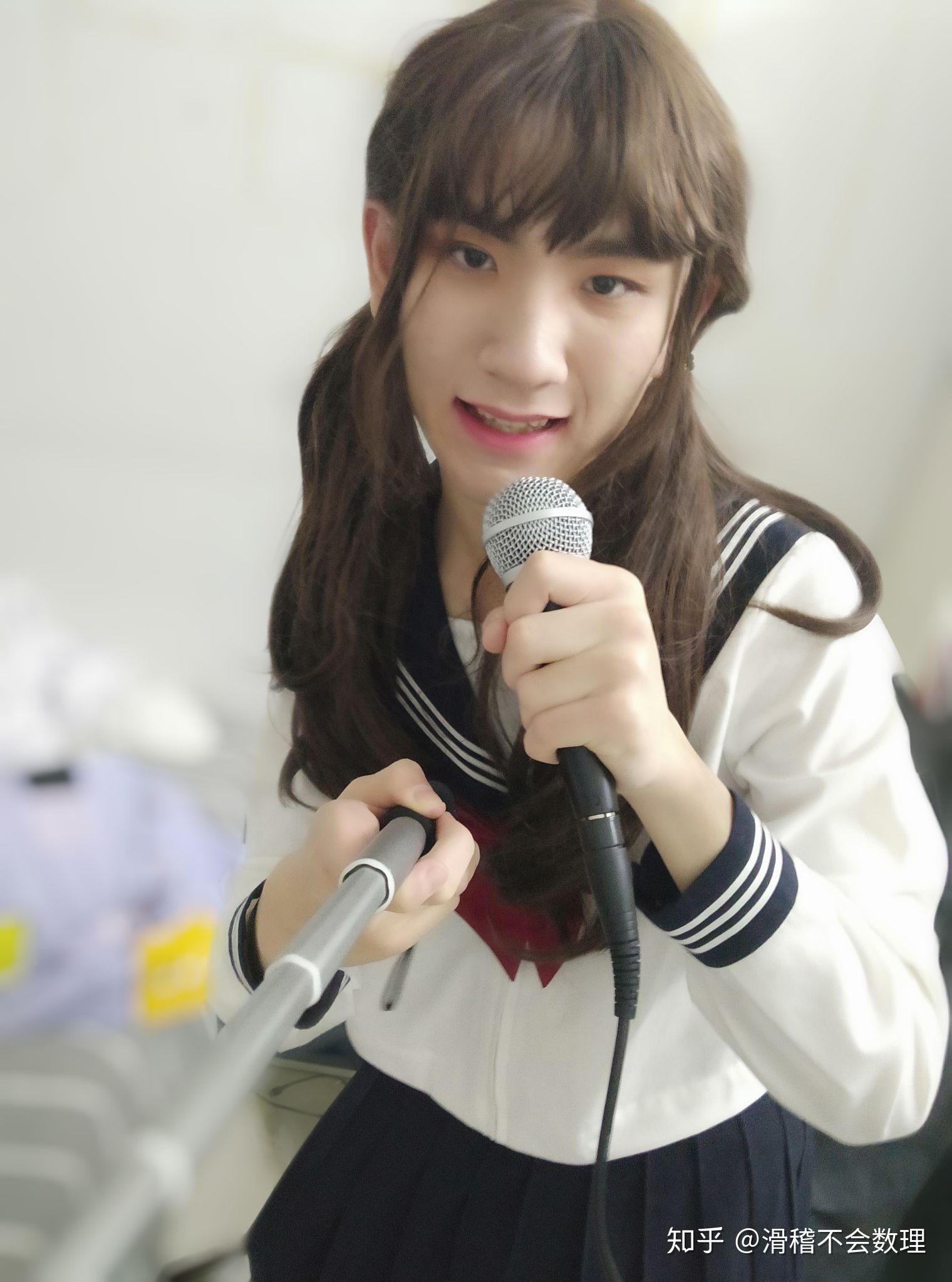 男生穿 jk 制服是怎样的体验? - 知乎