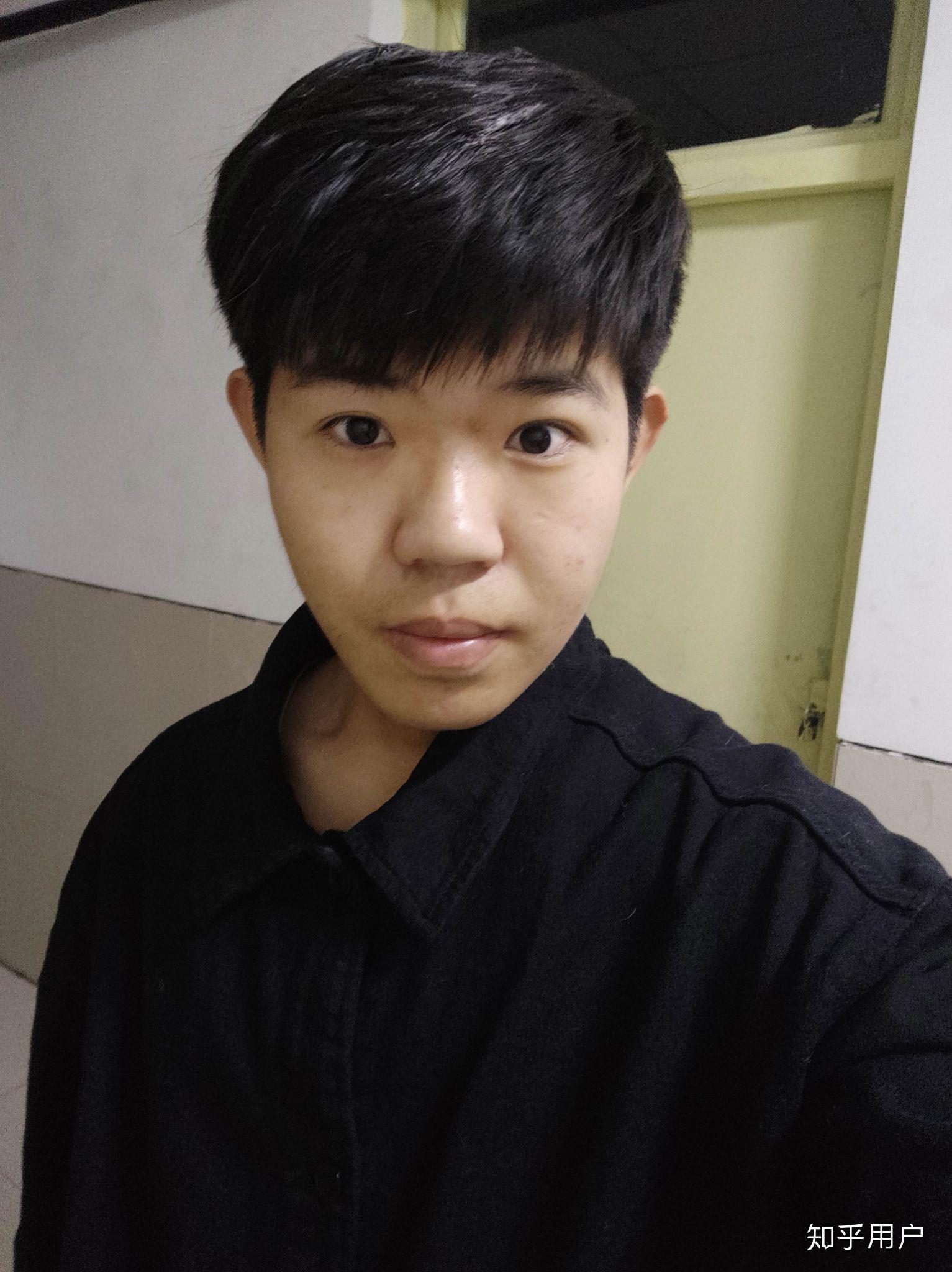 男生厚嘴唇是一种什么感受