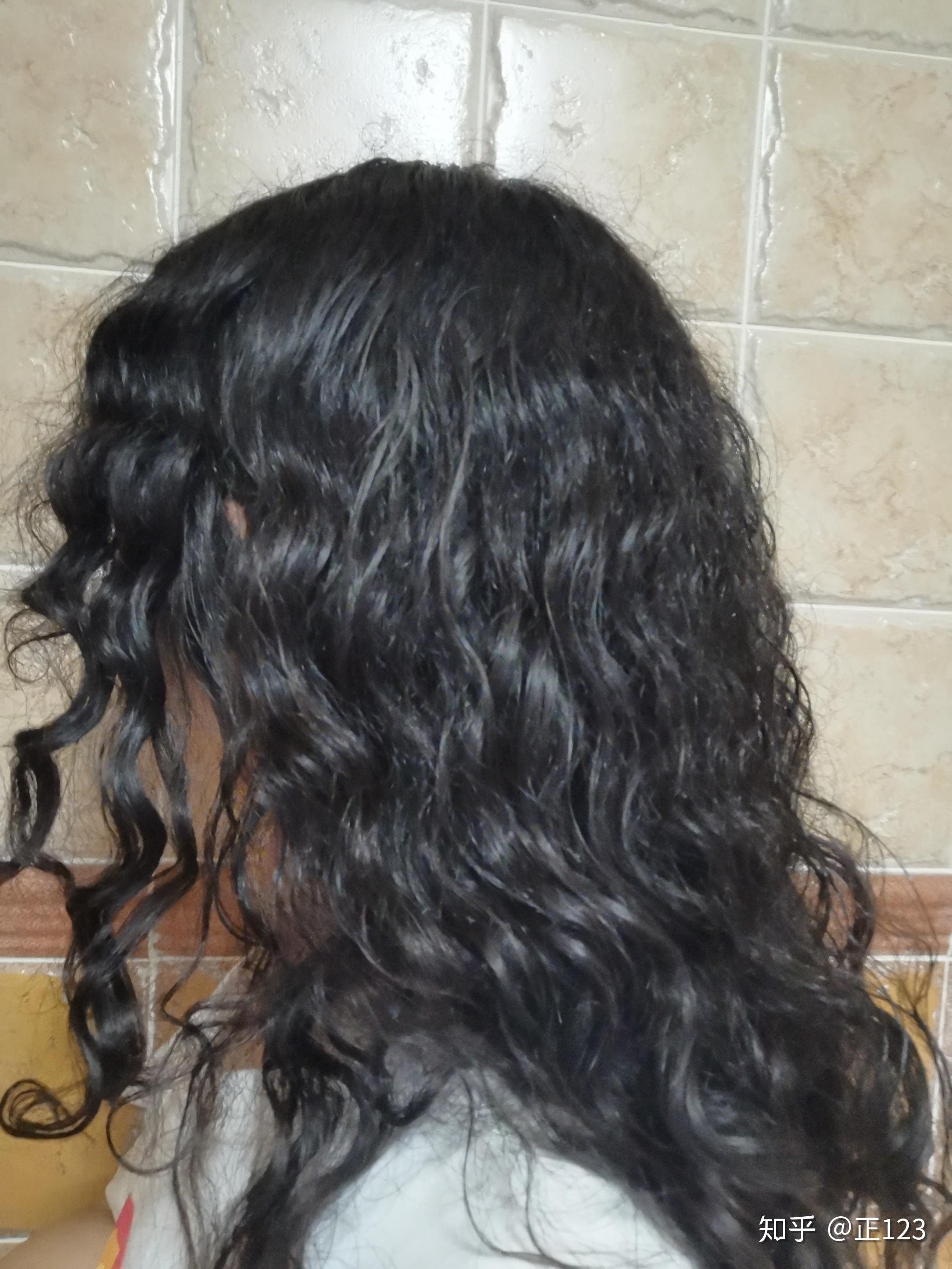 你喜欢你的自然卷头发吗