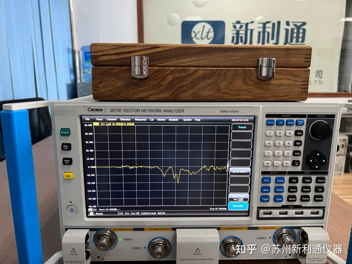 仪器仪表|3672系列矢量网络分析仪 - 知乎