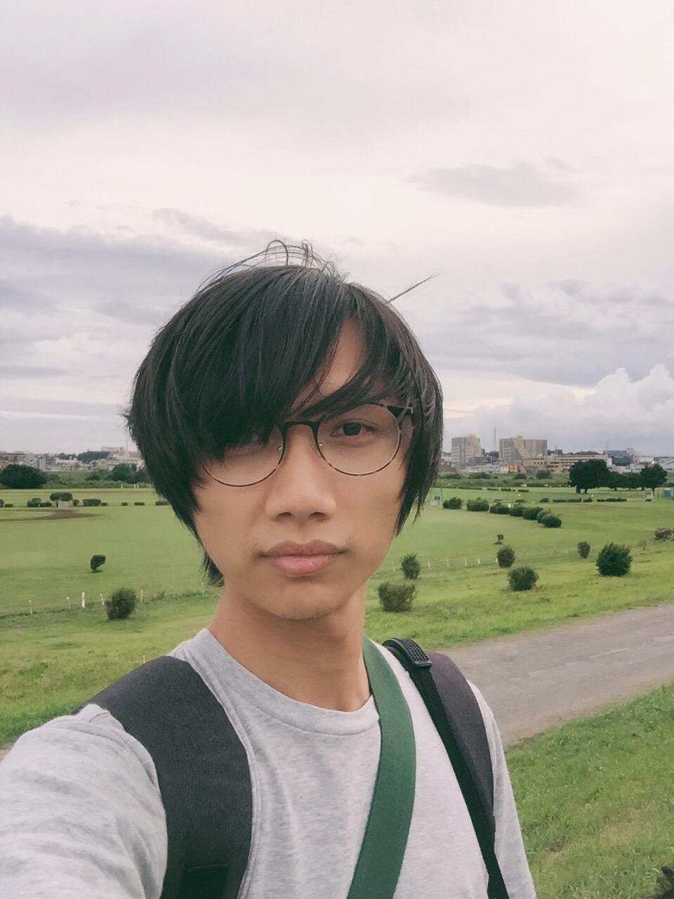 男生长得丑还留长发是什么体验