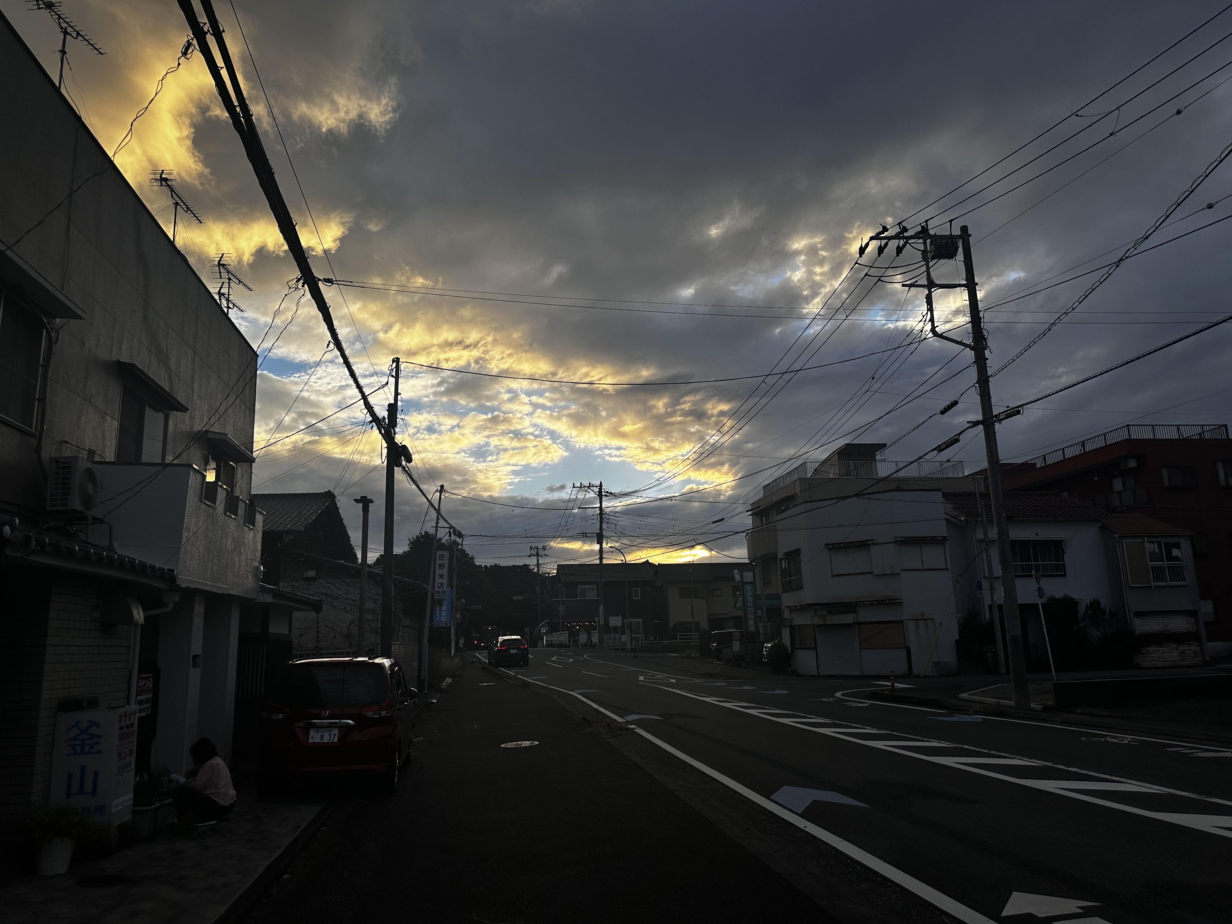 日本有哪些类似于北海道夕张没落的城市,为什么会没落?