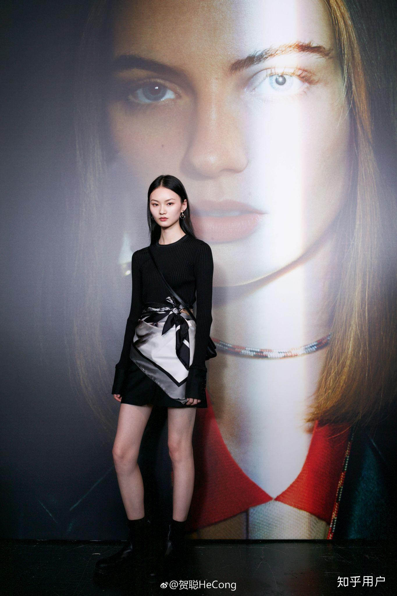 如何评价李静雯和贺聪这两位新生代超模? - 知乎