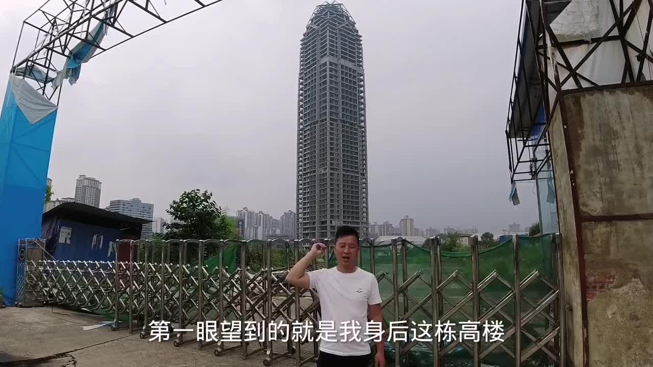 航拍重庆大足第一高楼高216米格外显眼