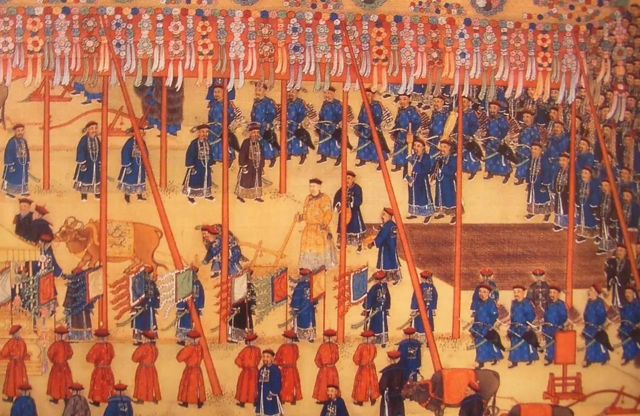 何不食肉糜和皇帝的金锄头是什么关系