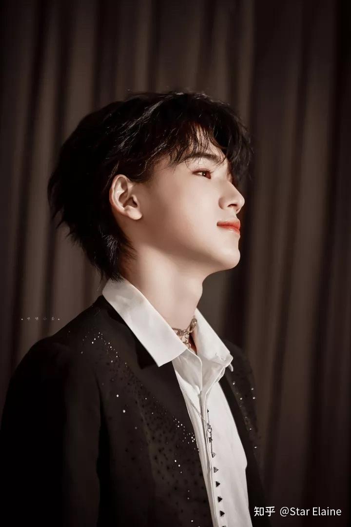 可以安利一下宋亚轩吗顺便再发一些宋亚轩的神图谢谢