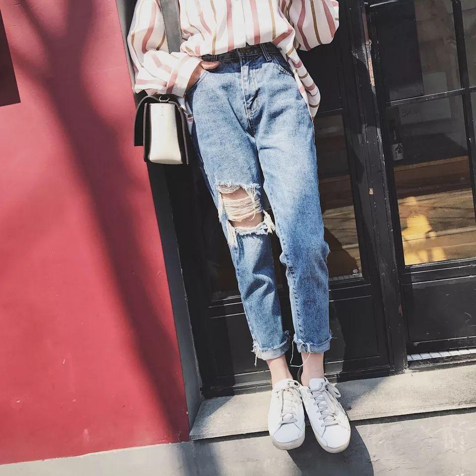 异性同桌总是做一些莫名其妙的动作怎么办?