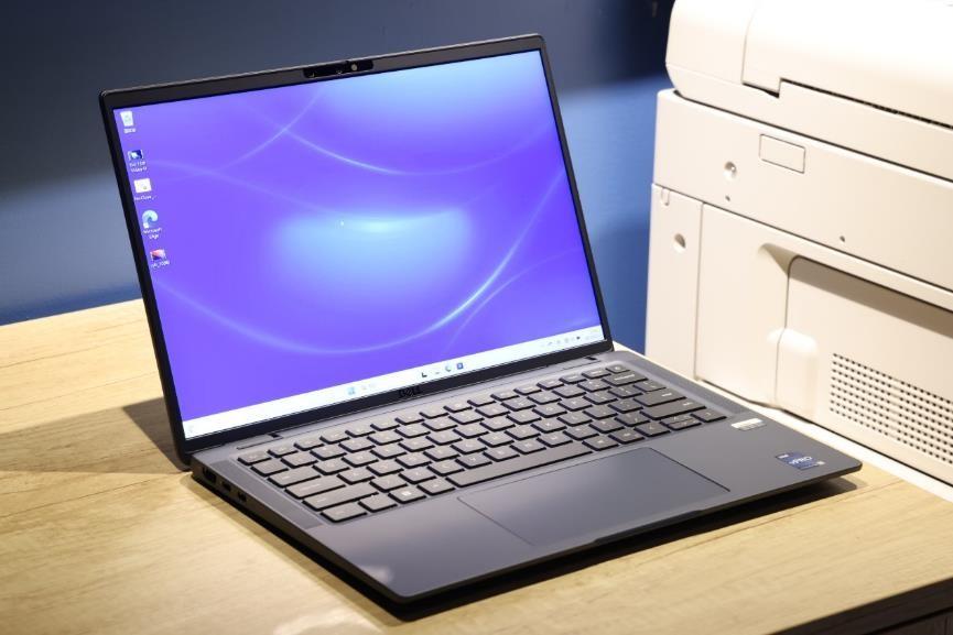 114公斤极致轻量戴尔latitude7440笔记本评测