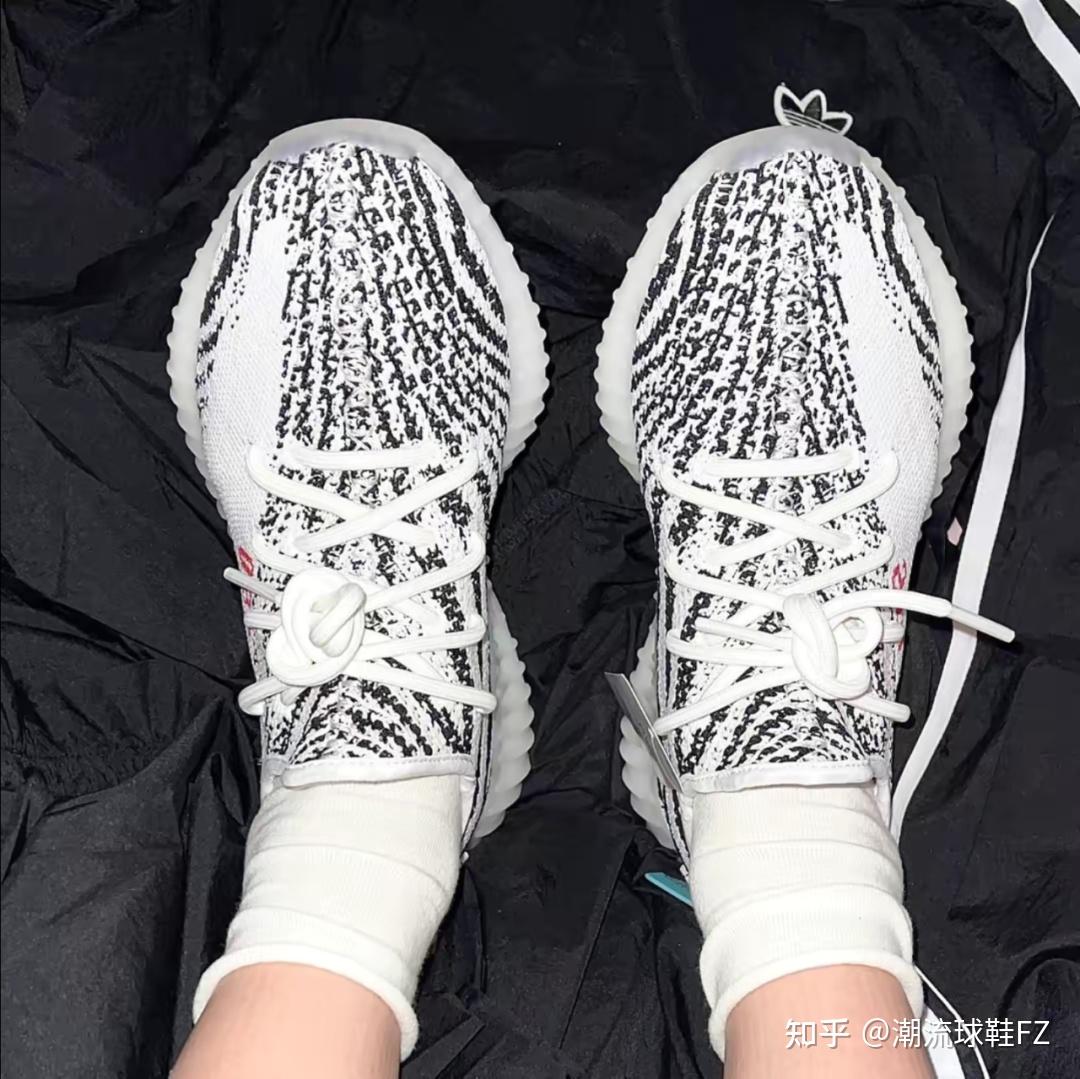 最佳上脚yeezy350v2白斑马历经八次发售热度丝毫不减