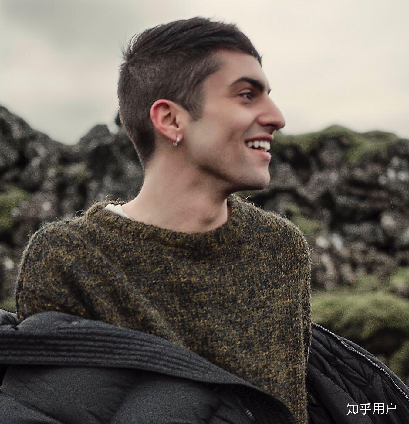如何评价pentatonix乐队里的mitchgrassi