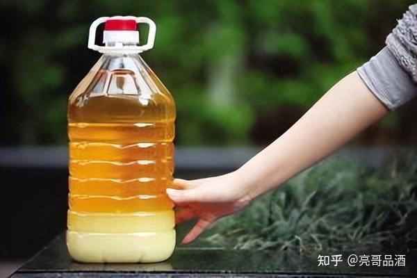 花生油为什么会有凝固和不凝固的?油正常吗?还是是假油的? - 知乎