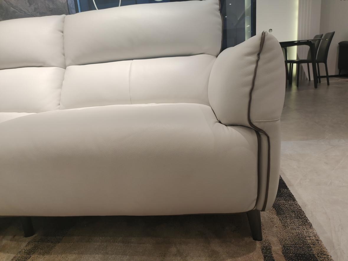 爱依瑞斯皮沙发怎么样亲测体验提升客厅颜值又实现躺平自由还得靠它